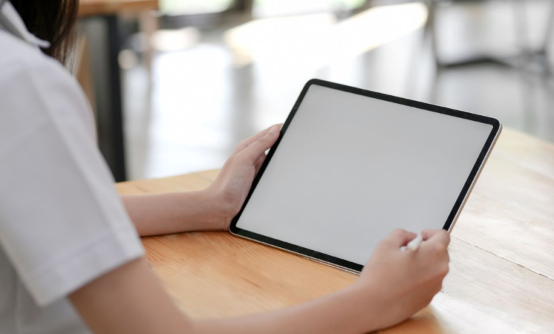 The Role of lcd panel manufacturers in Modern Display Technology